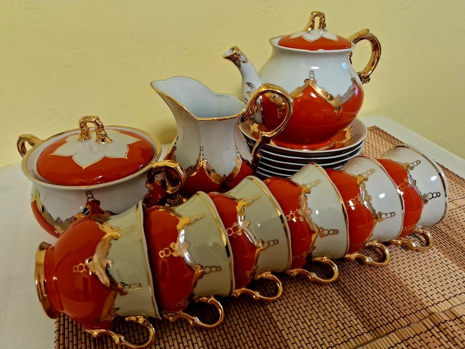 Продам чайный сервиз Бутон барановка