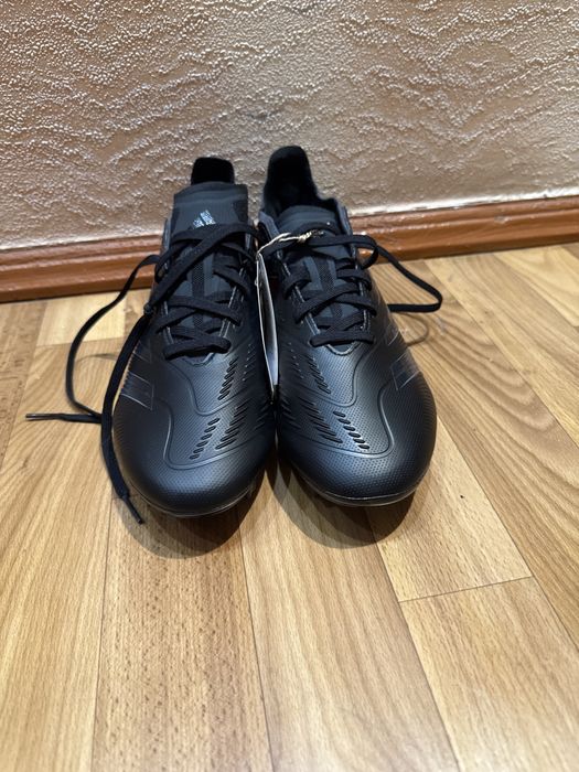 Бутси adidas predator