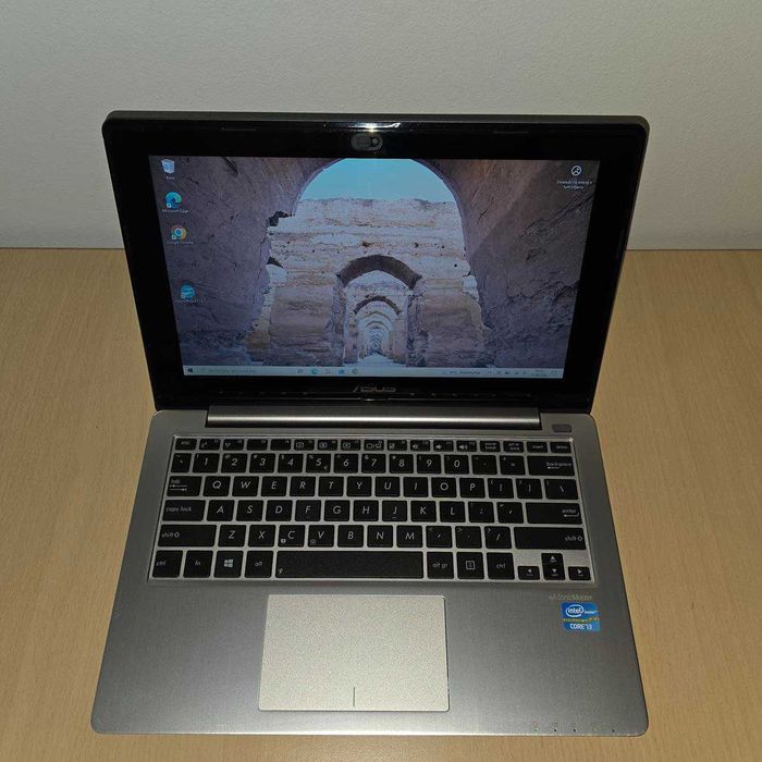 ASUS VivoBook X202E Intel-i3 / SSD / 4GB / DOTYK / Win10 + monitor GRATIS