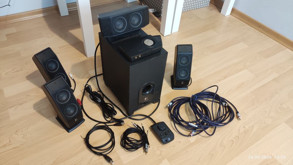 Zestaw Logitech x540 (5.1) + karta Asus u7 (7.1)