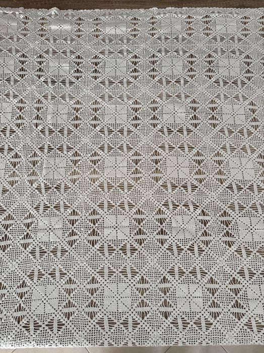 Toalha de mesa antiga em croché