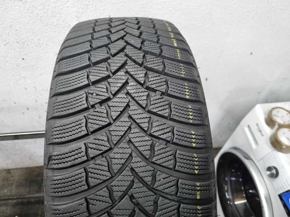 225/50/17 98V Bridgestone Blizzak LM001 EVO D.1518