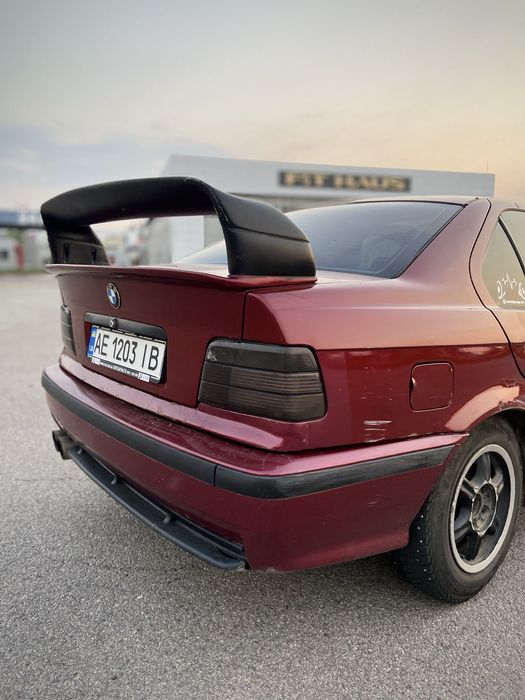Bmw e36 1.8 бензин