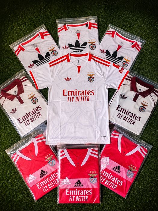 Várias Camisolas do Benfica