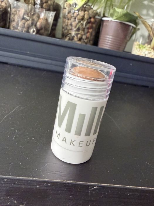 Bronzer milk makeup