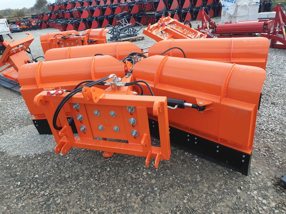 Mocny pług do śniegu do tura tuz strzałka Metal Technik dostawa Gratis