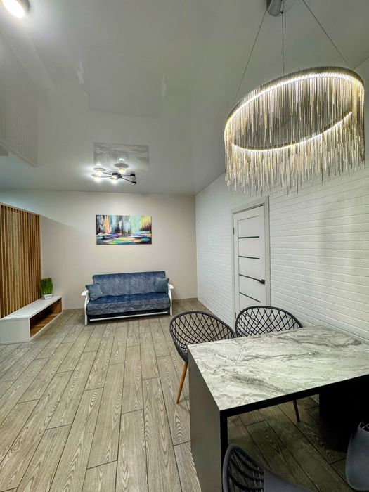 Подобово оренда Квартира у центрі, ЖК Театральний2+1,2+2