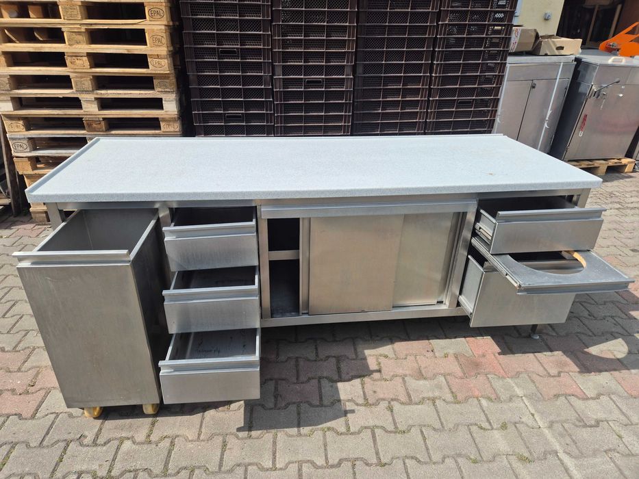 Stół  gastronomiczny