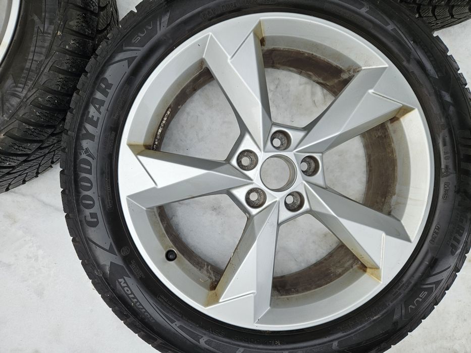 Oryginalne Felgi Koła 19" Audi Q3 5x112 ET43+235.50.19 AO