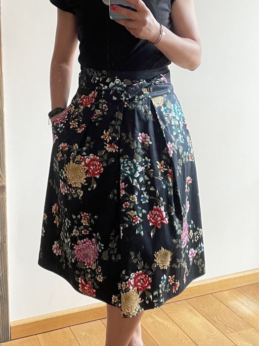 Spódnica w kwiaty Promod