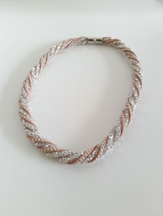 Naszyjnik z cyrkoniami