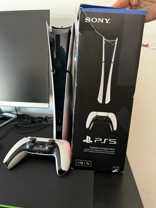 PS5 DIGITAL SLIM 1 TB