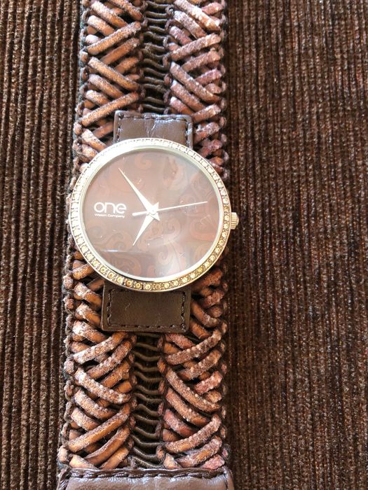 Relógio One em ótimo estado