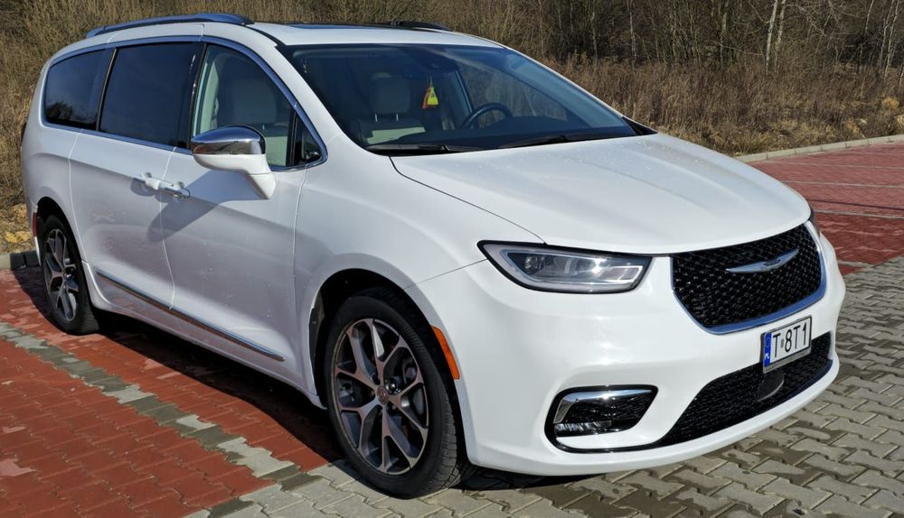 Chrysler Pacifica 4x4 LPG Polecam