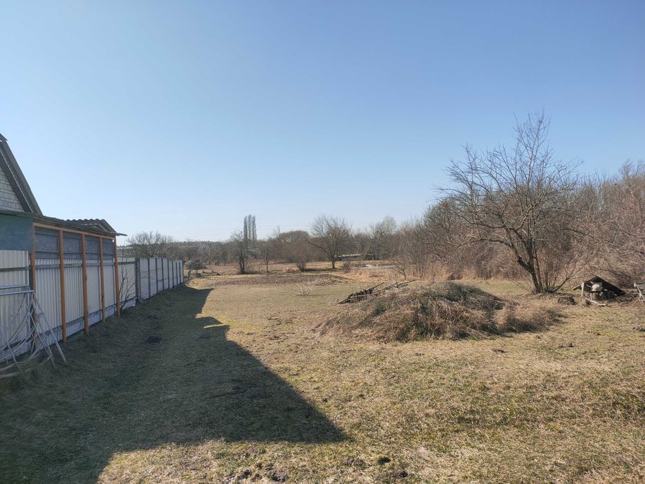 Продаж ділянки 61 сотка у самому центрі села Бабинці  з комунікаціями