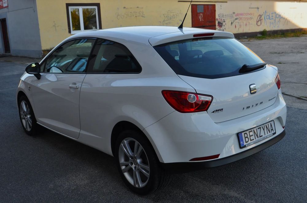 Seat Ibiza HATCHBACK 95000km benzynka ALU16 klima SERWIS