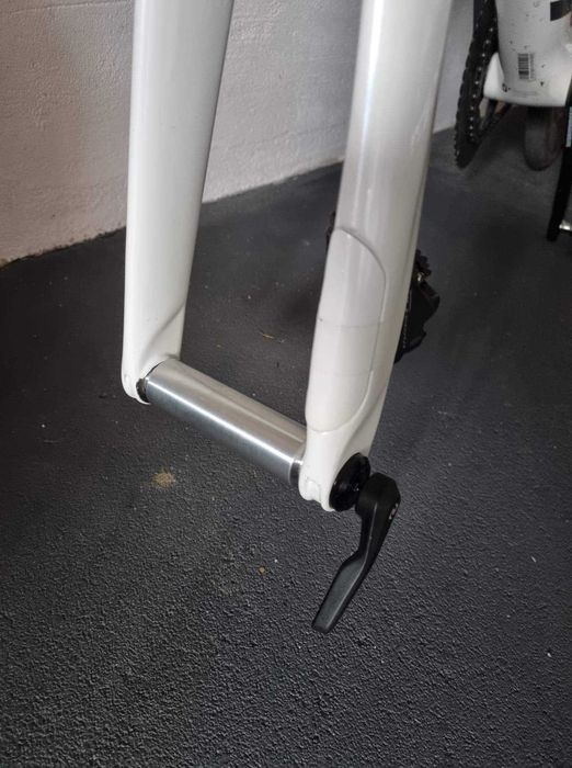 Adapter 12x100 do Thule OutRide 561 Thru-axle