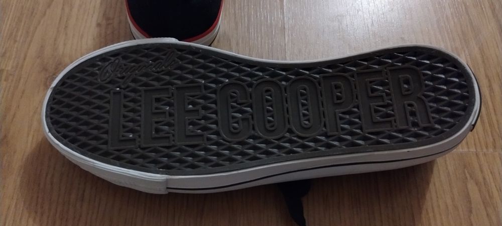 Nowe trampki Lee Cooper r.37