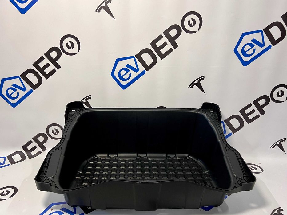 Підсилювач заднього бампера Tesla Model 3 Y  109531400C