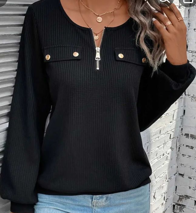 Czarna bluzka z kieszeniami S