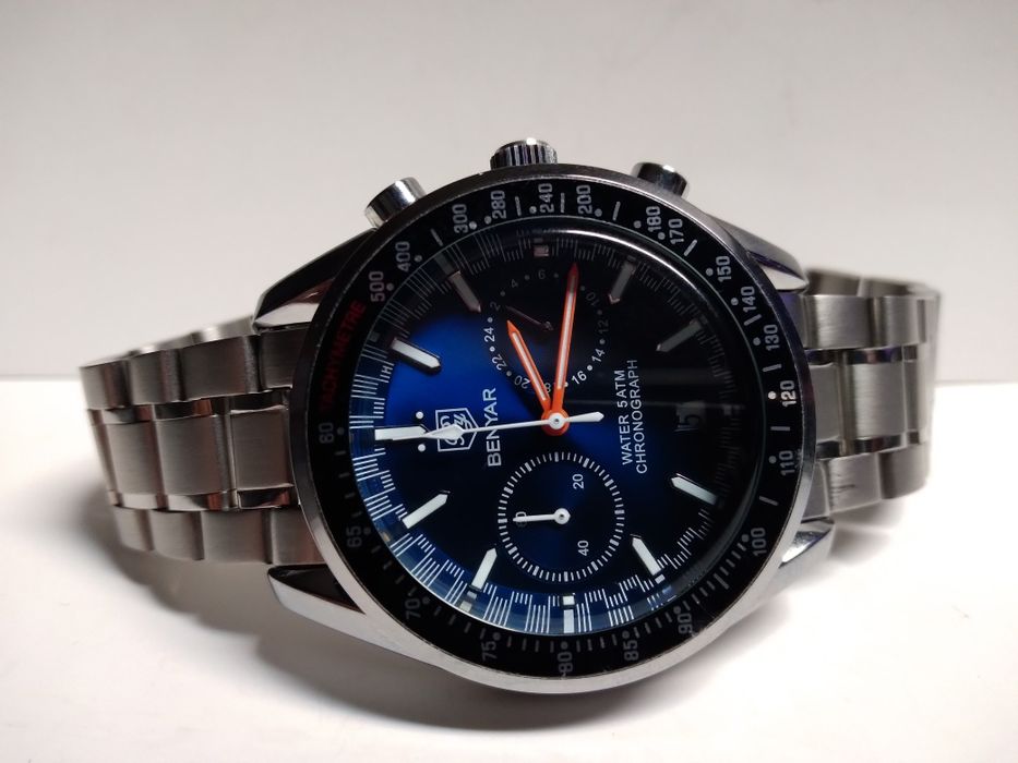 Męski zegarek kwarcowy