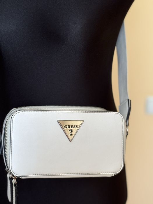 Жіноча сумка GUESS