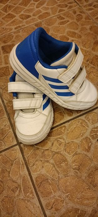 Дитячі шкіряні кросівки Adidas розмір 29