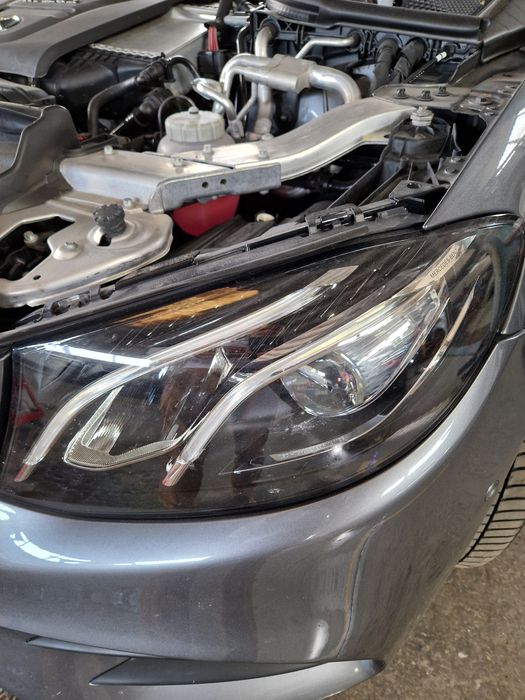 Faróis mercedes classe E w213 frente direito e esquerdo