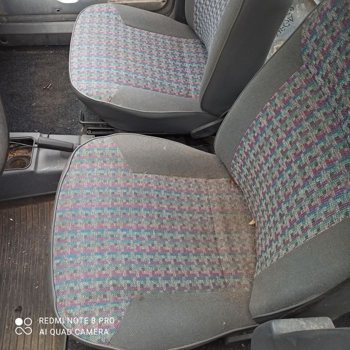 Сидіння Славута в гарному стані.