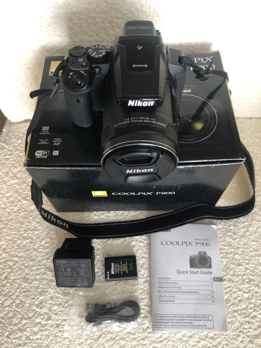 Câmara Fotográfica NIKON Coolpix P900
