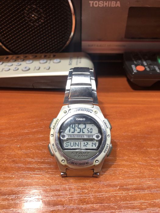 Продам часы CASIO
