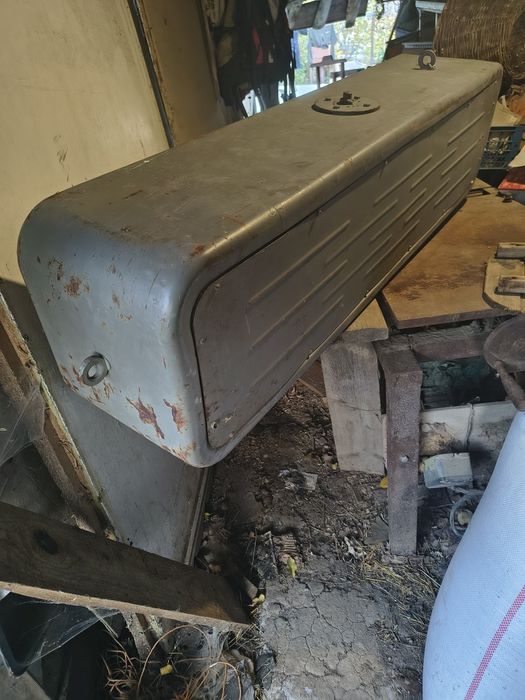 Продам всепогодну стадіонну колонку 100вт