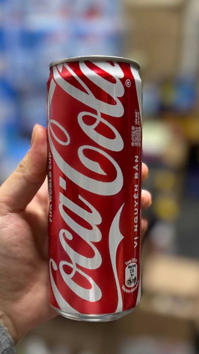 Напій Coca Cola Fifa сильногазований 320 мл