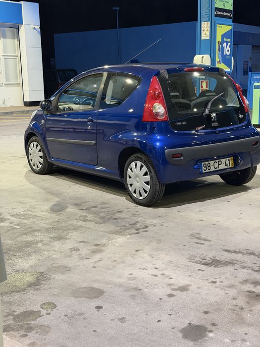 PEUGEOT 107 1.0