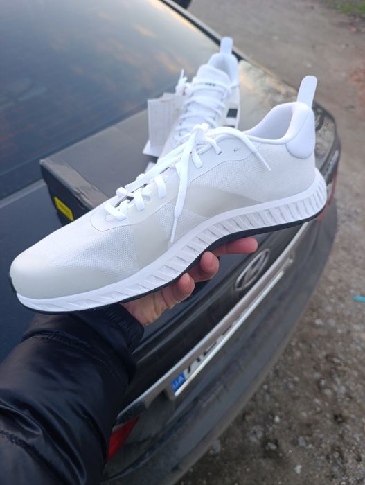 Adidas Everyset Trainer original p.47,5(30,5) нові