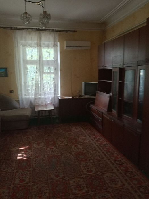 Сдам домик на Таирова 2комнаты 9000грн.