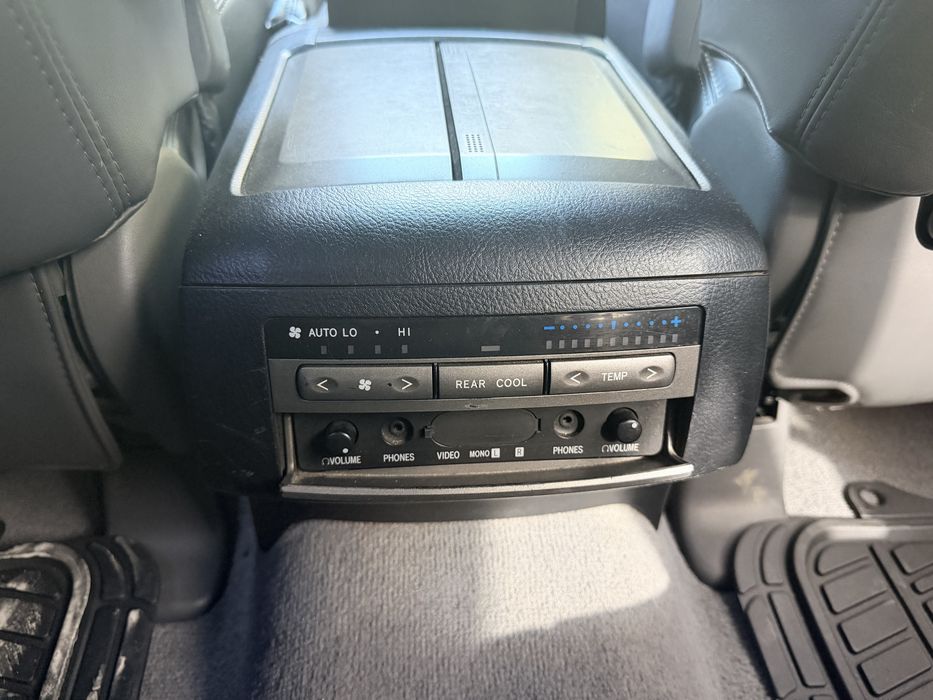 Lexus GX 470, 2005 року, 4.7 газ/бензин, 7-и місний