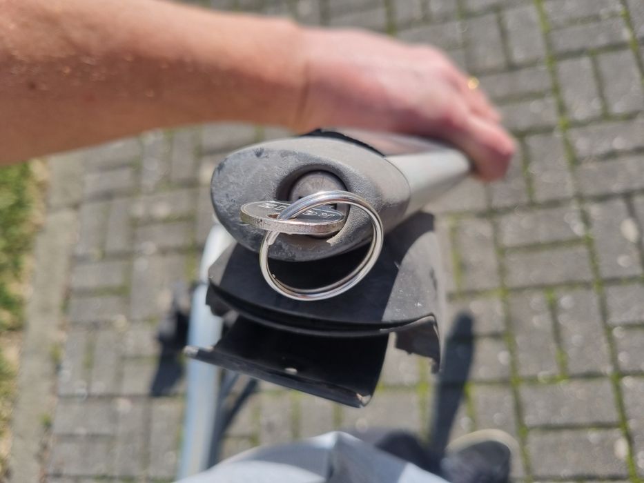 Barras tejadilho para carros, suportes bicicletas ou bagagens