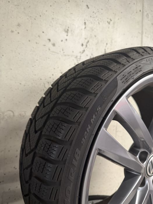 Jantes com pneus Originais Golf