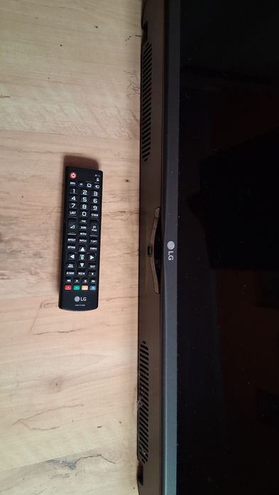 TV LED 32"LG mało używany