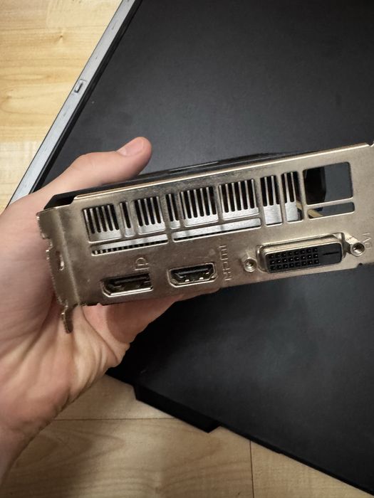 Karta graficzna GTX 1650 Super 4GB Stan idealny / Sprawna 100%