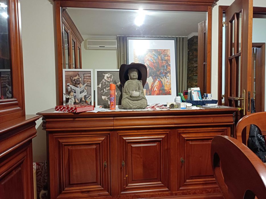 Moveis e mesa sala Luís Filipe como novos PROMOÇÃO