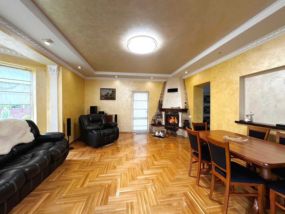 Продається будинок в м.Стрий