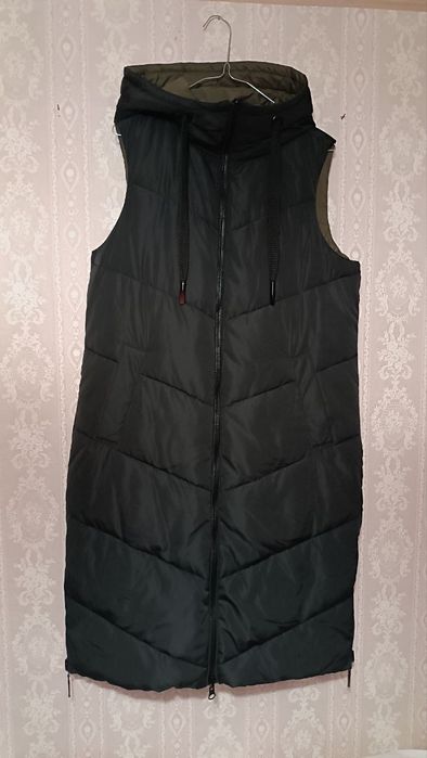 Жилет двосторонній, стан ідеальний. Розмір S