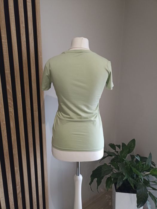 T-shirt z cekinami roz.S/M Guess