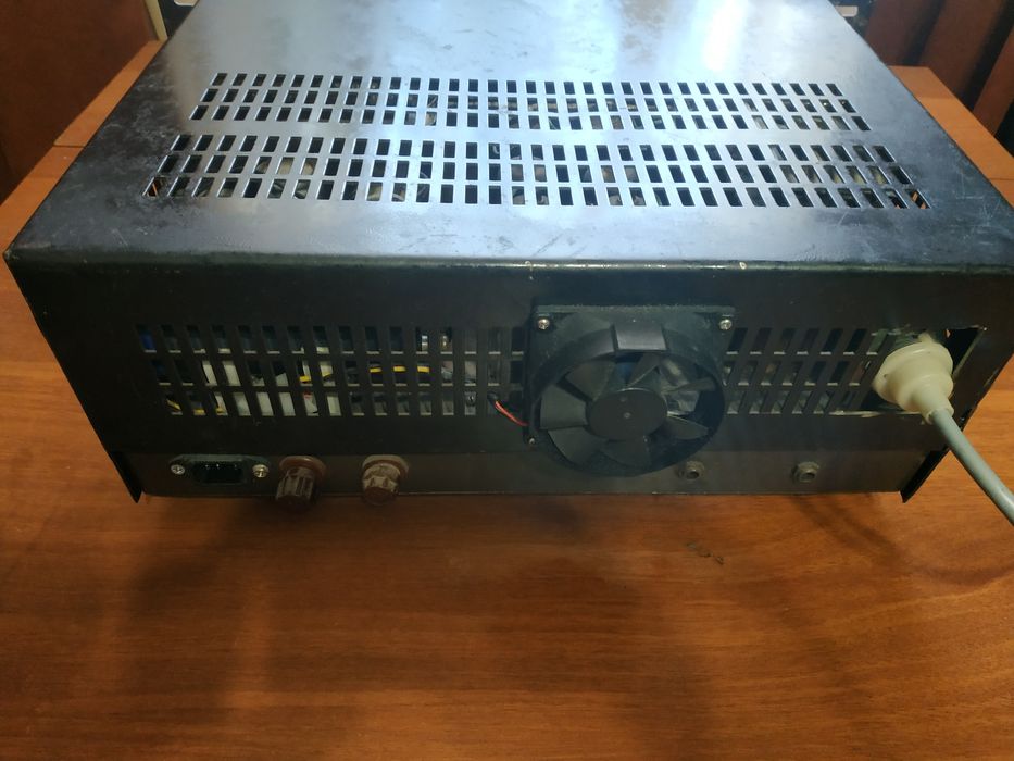 Ламповий підсилювач 2x100 ват 8 ом.