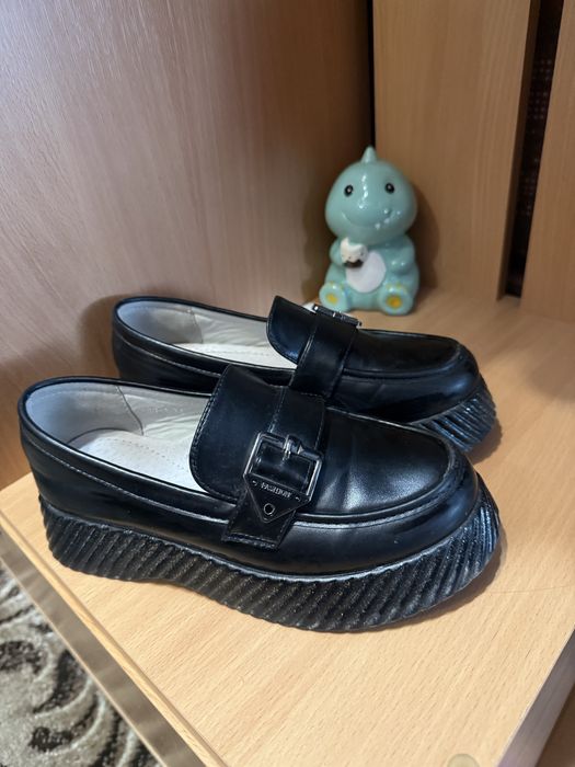 Продам туфлі для дівчинки