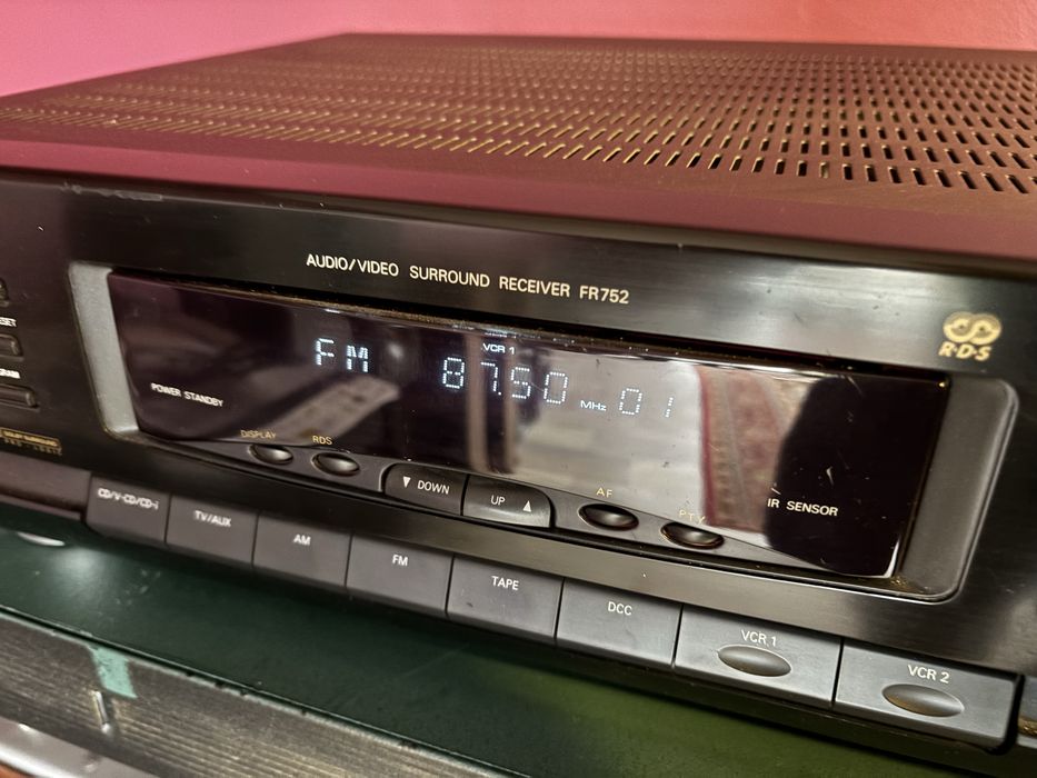 Philips 752 - amplituner stereo - cena 99 zł !!!