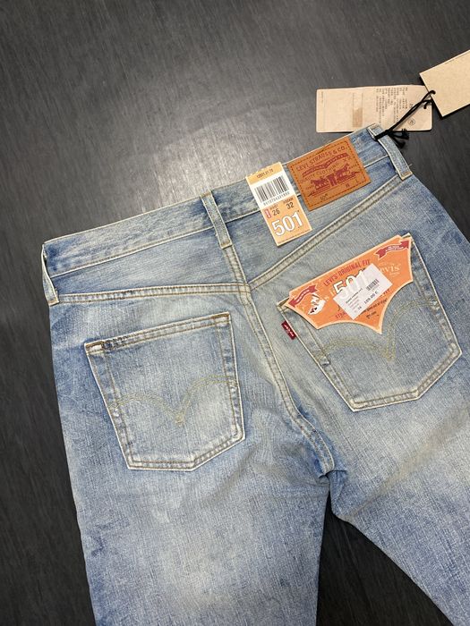 Jean Levi’s Mulher 501 Original Fit Azur Claro W26 L32