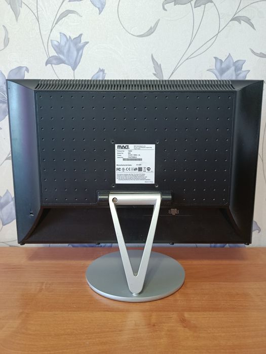 Продам монітор 19" в ідеальному стані